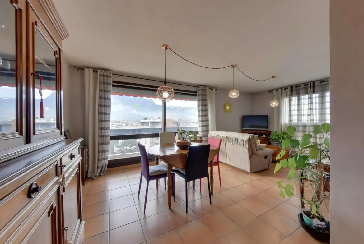 Vente Appartement 3 Chambres avec Balcon à Echirolles - Résidence du Château 