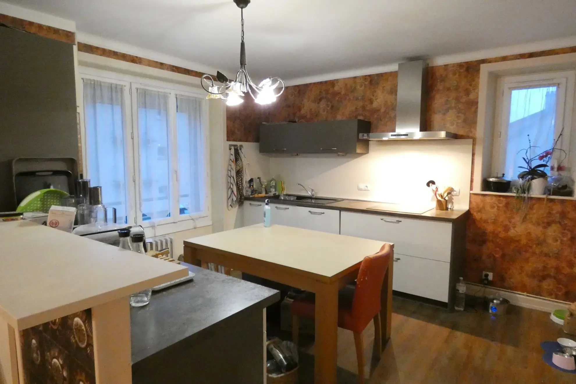 À vendre : belle maison de 191 m² à Aurillac, 5 chambres, jardin et garage 