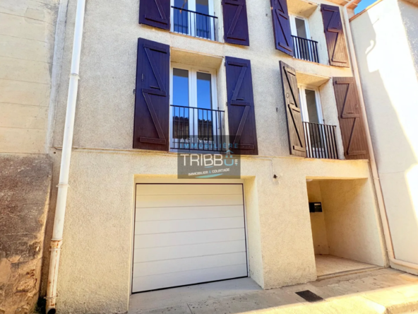 Maison de village à Llupia avec extérieur et garage