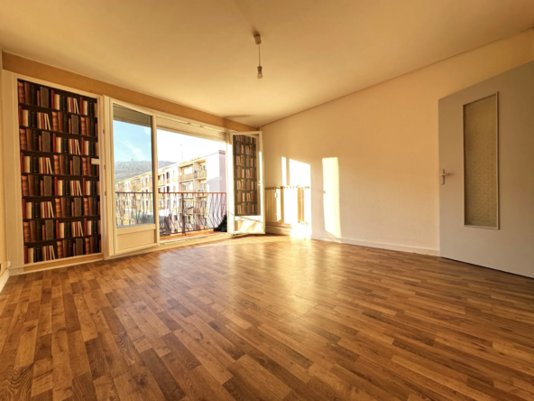 À vendre : Appartement T3 avec balcon à Belfort - 68 000 €