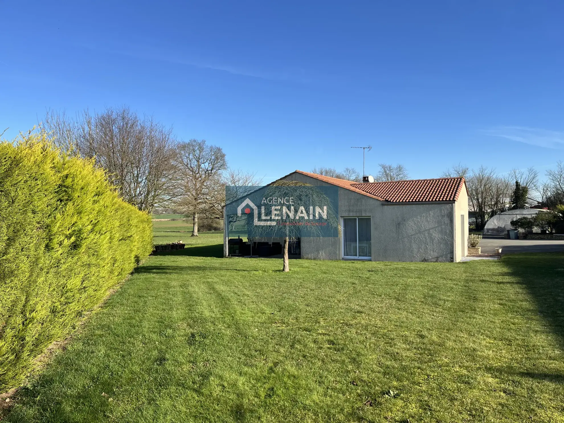 Charmant Pavillon de Campagne à La Meilleraie-Tillay 