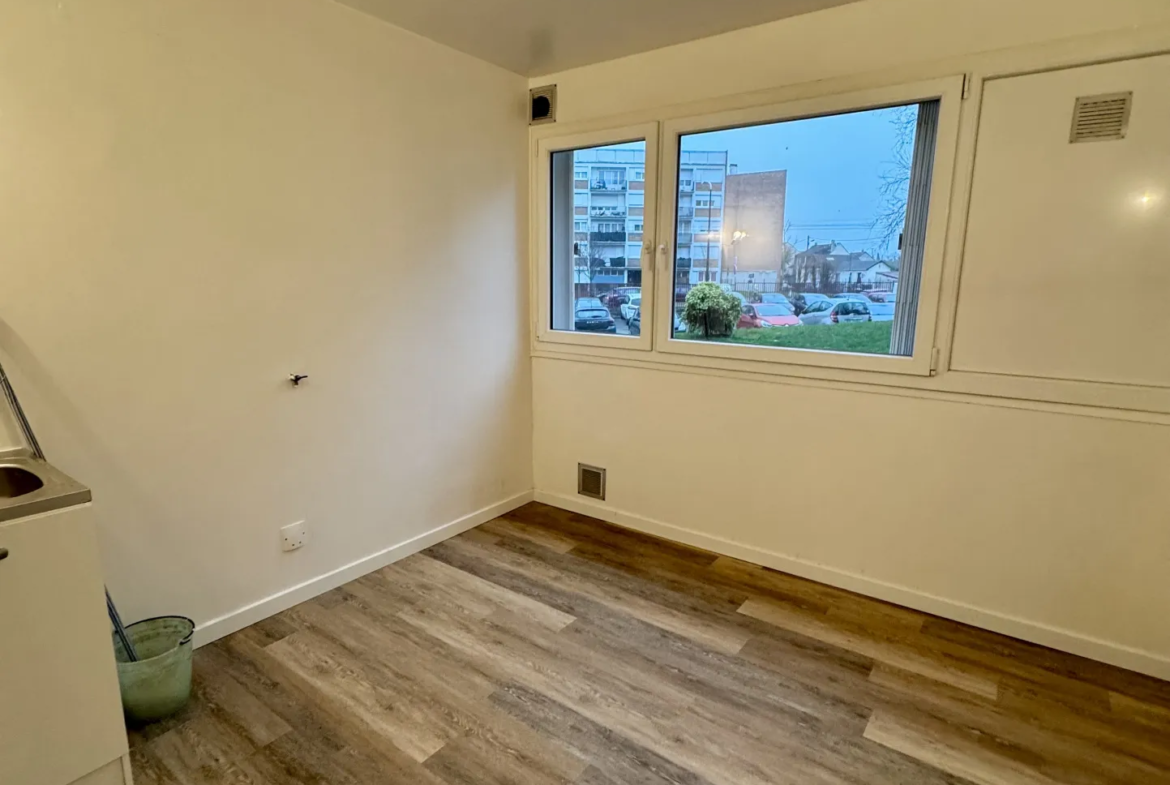 À vendre : Appartement T4 lumineux de 74.44 m² à Livry-Gargan 