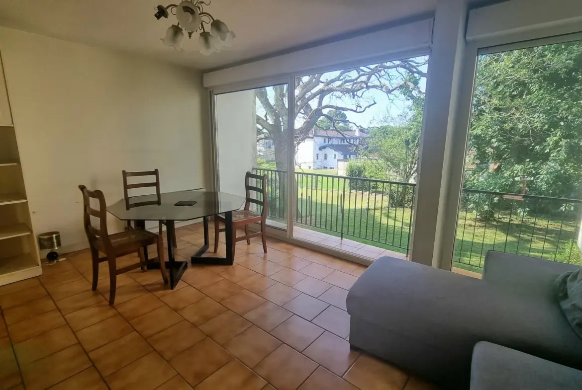 À vendre : Appartement T3 Anglet avec Balcon au Calme 