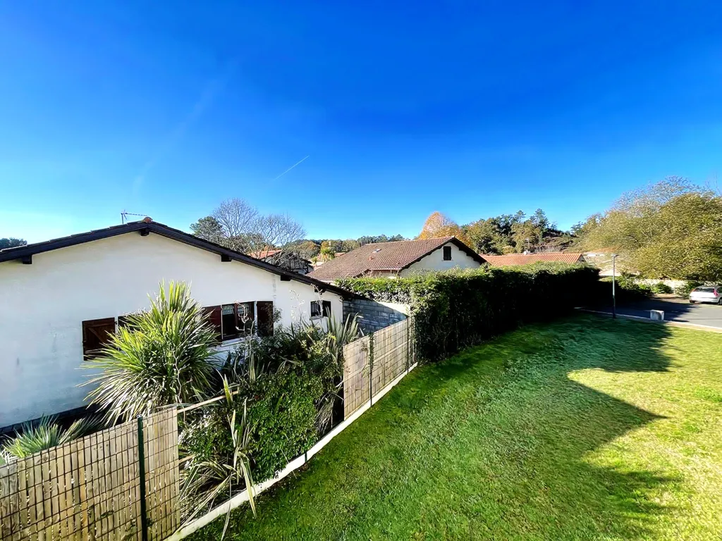 Charmant APPARTEMENT T2 avec Terrasse à Seignosse 