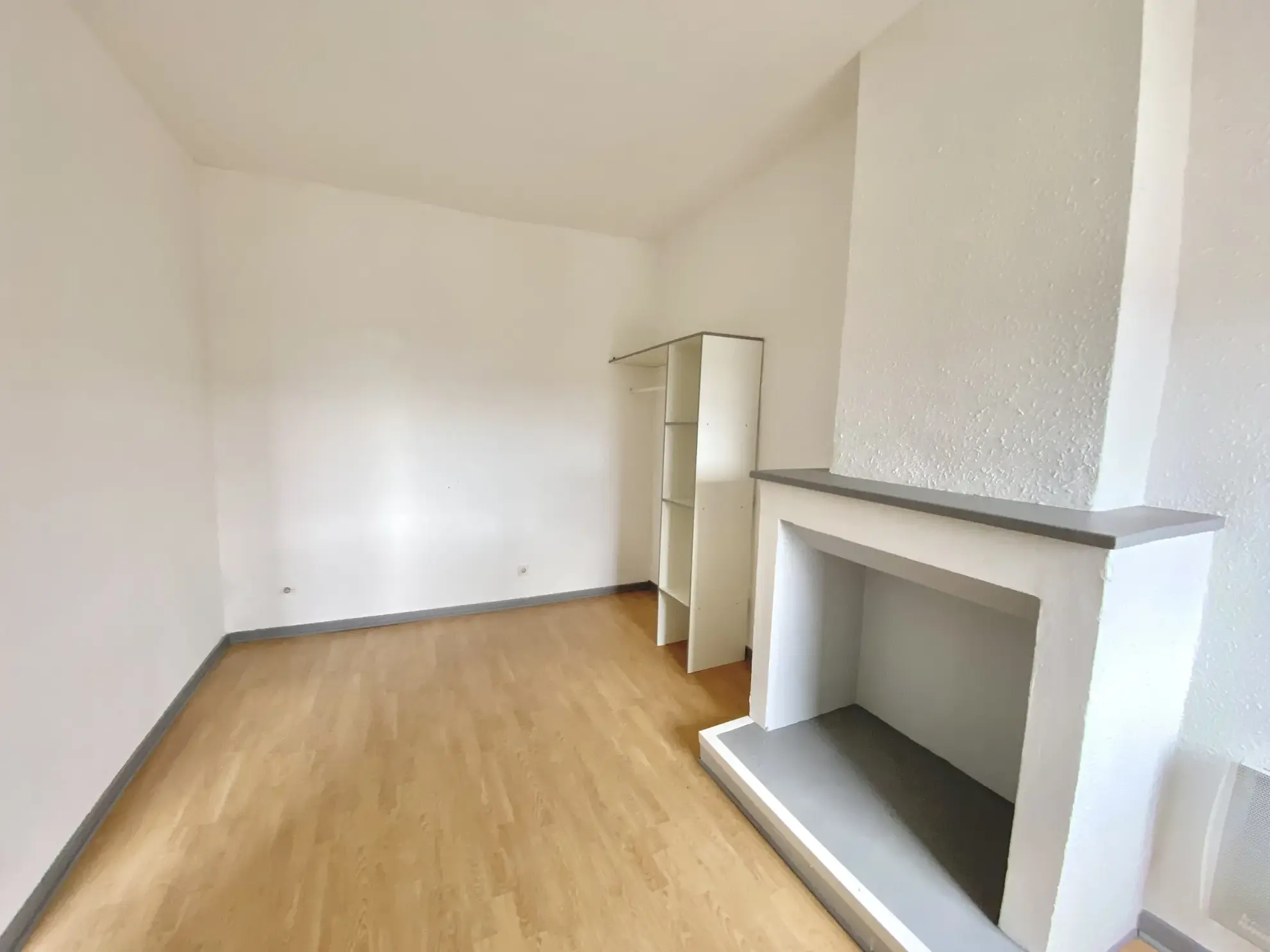 Appartement lumineux avec vue à Annonay 