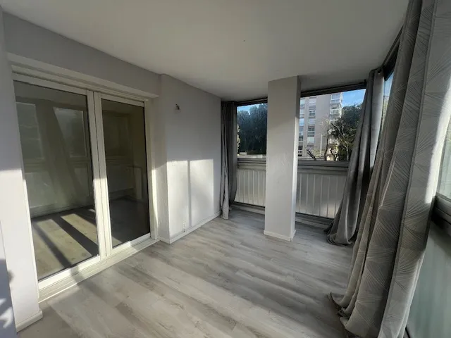 Appartement lumineux T4 avec garage à La Valette-du-Var 