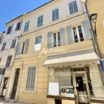 À vendre : Immeuble avec local commercial et appartements à La Seyne-sur-Mer