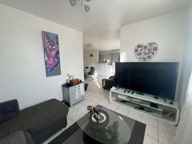 À vendre : Appartement F4 de 83m2 à Toulon-Est avec terrasse et garage 