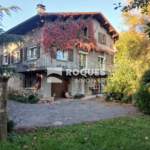 Maison spacieuse à Millau avec parc arboré et logements