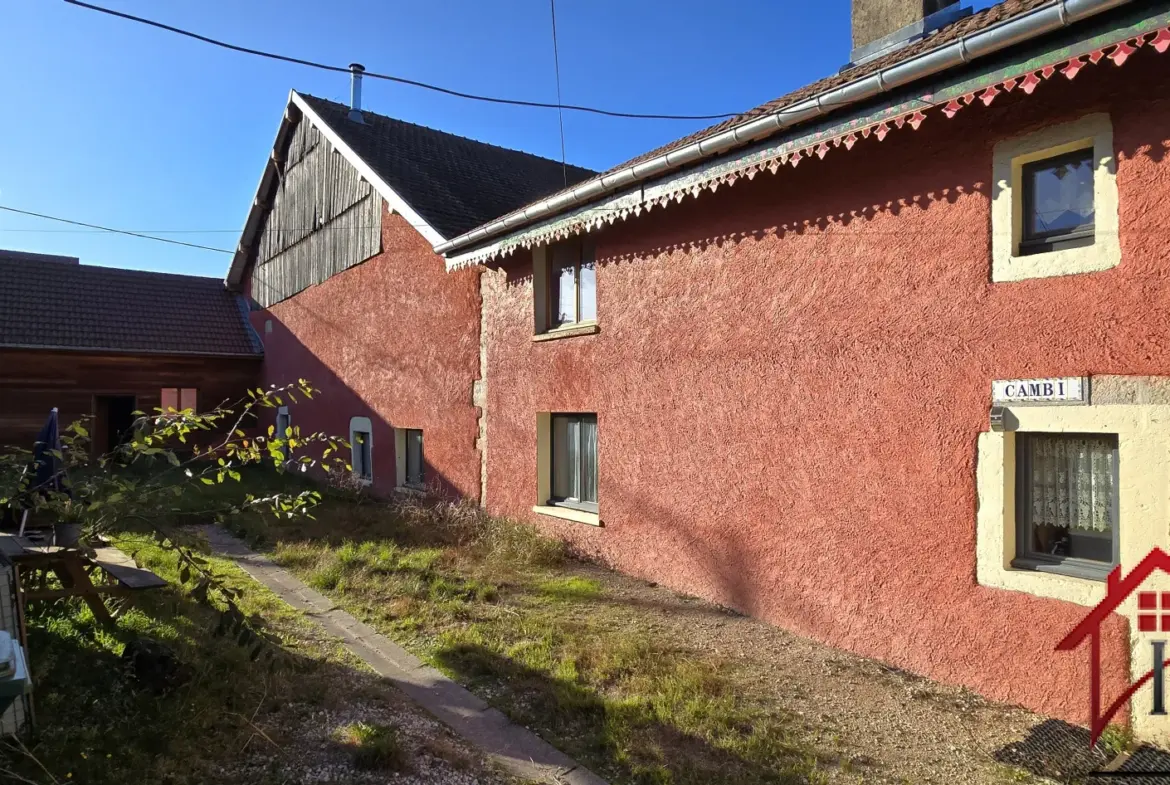 Maison de Village Rénovée à Vendre entre Baume-les-Dames et Sancey 