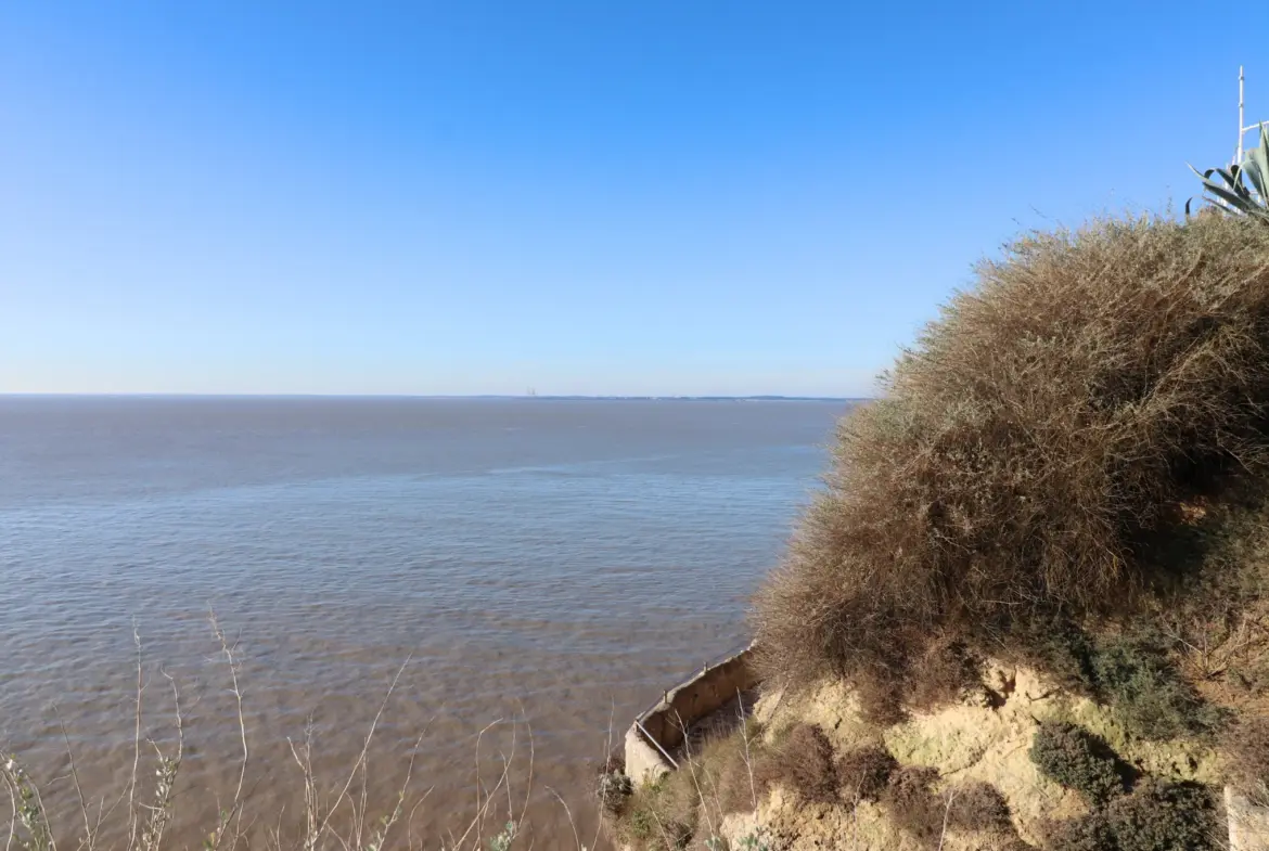 Appartement à vendre à Meschers-sur-Gironde avec vue sur l'océan 