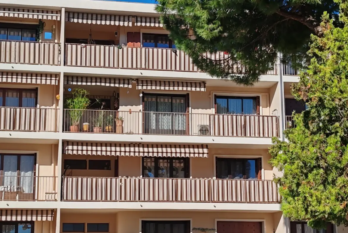 Appartement F4 avec terrasse à vendre - La Valette du Var 