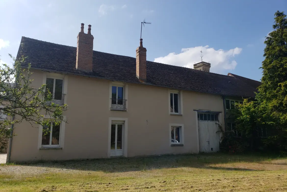 Maison spacieuse à vendre à Sées - 174 m2 avec jardin 