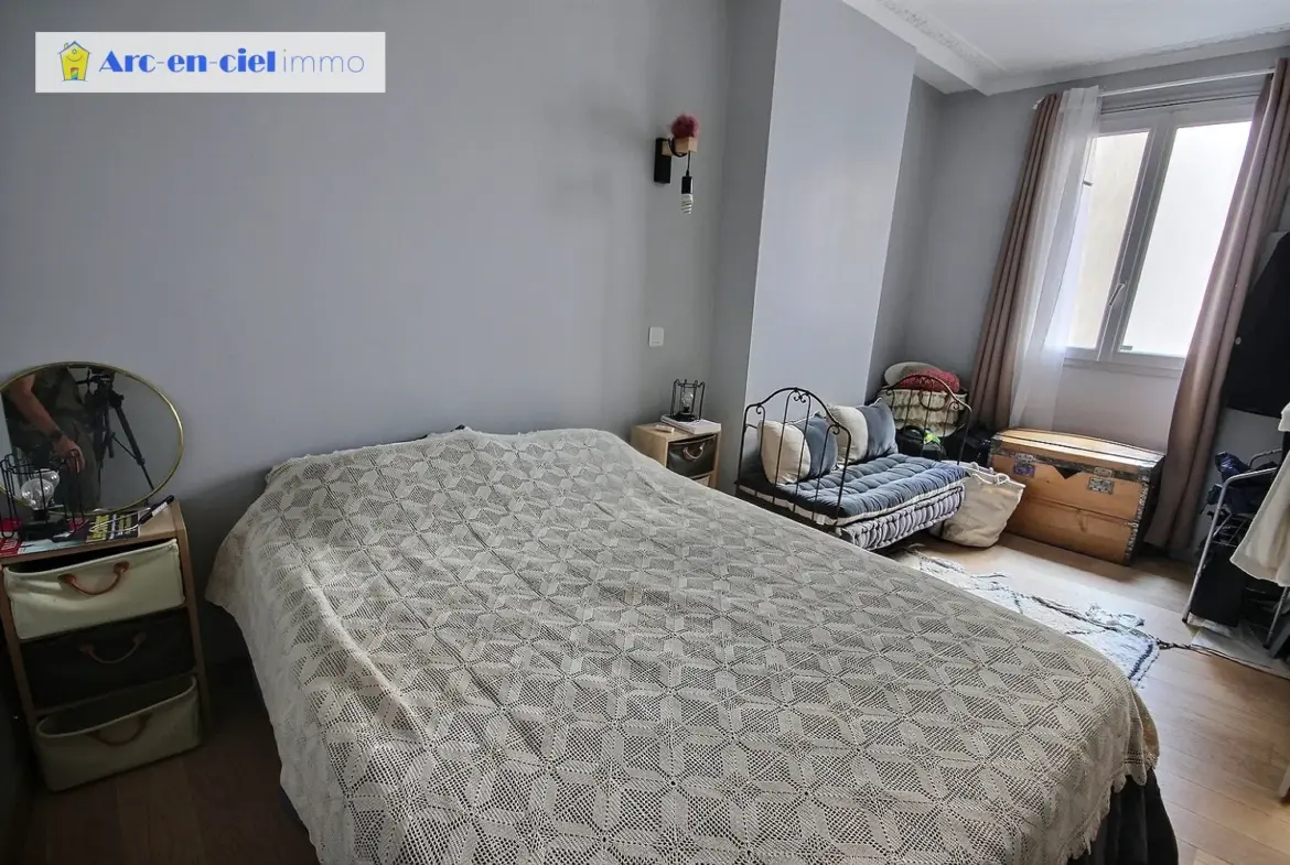 Appartement rénové à vendre à Paris 3ème - Enfants Rouges 