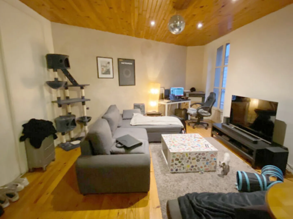 À vendre : Appartement 2 pièces au Vieux Saint-Maur, 249 000 €