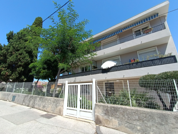 Appartement T3 rénové à vendre à Toulon - Résidence La Serinette