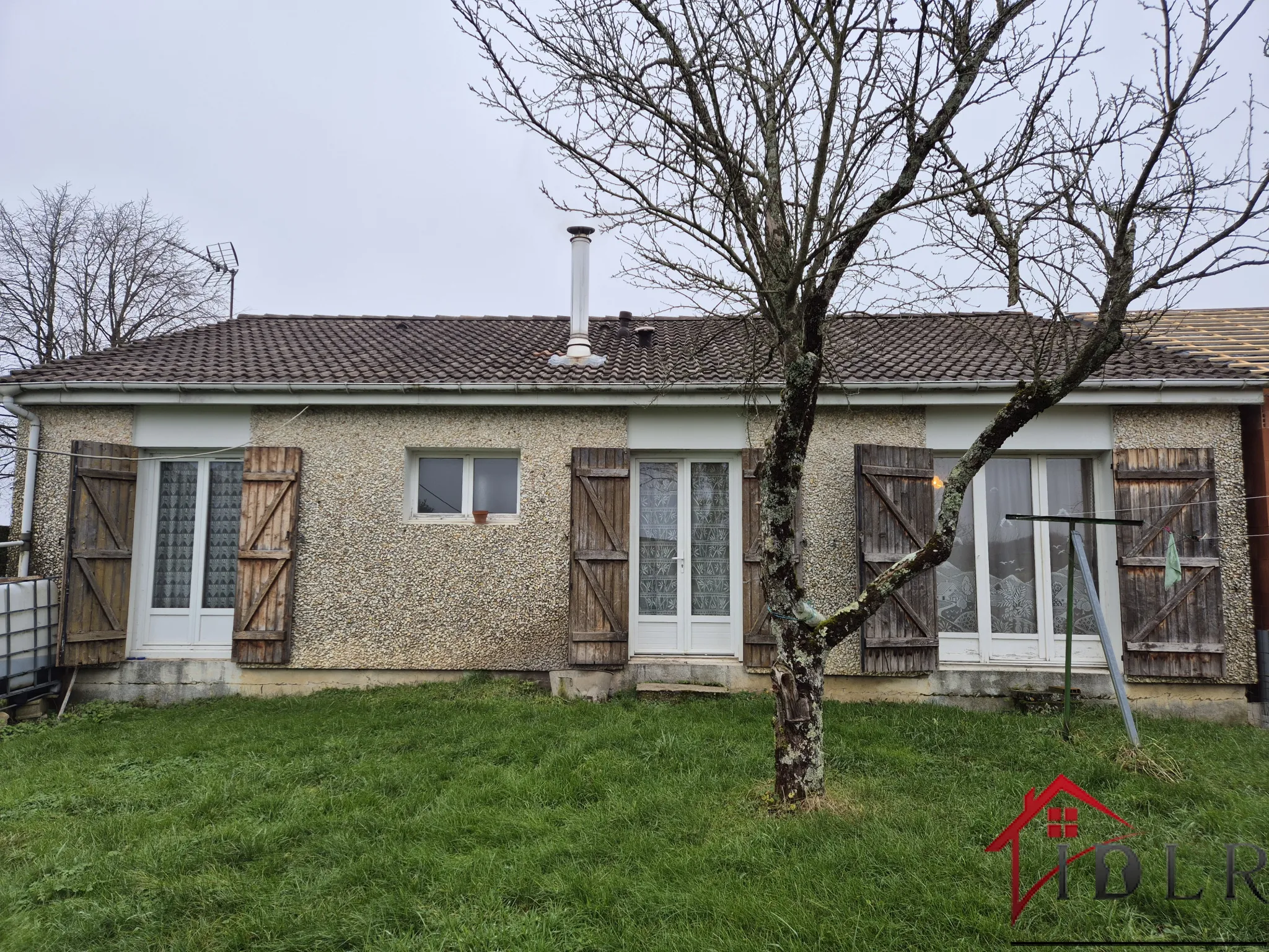 Plain-pied de 79 m² à rénover à Louvemont avec terrain de 1651 m² 