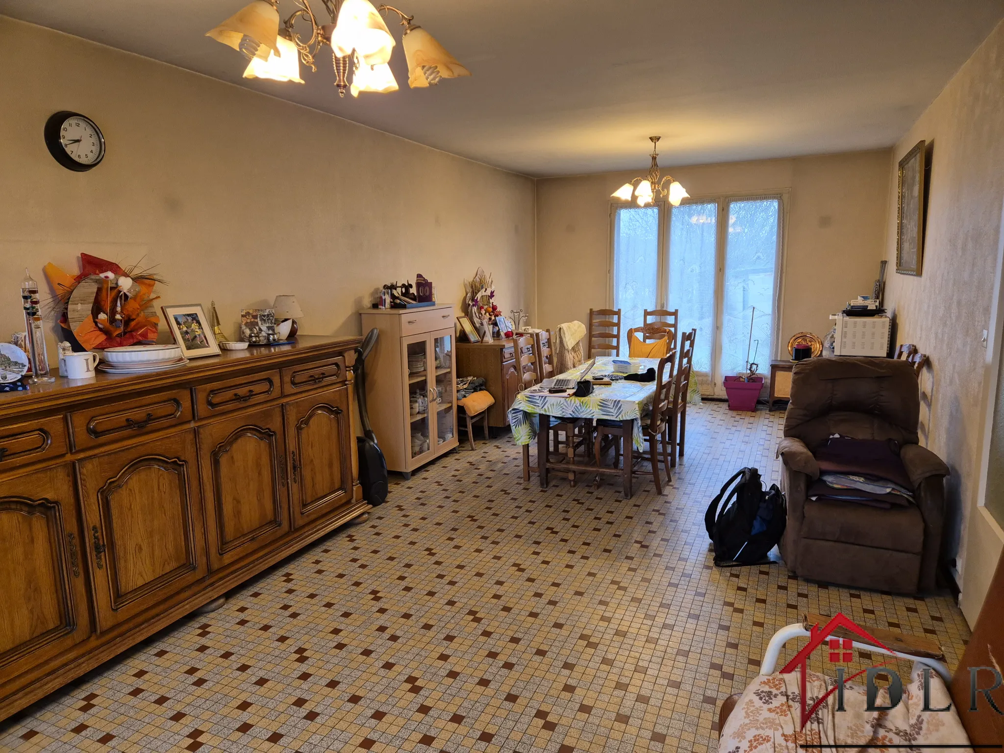 Plain-pied de 79 m² à rénover à Louvemont avec terrain de 1651 m² 