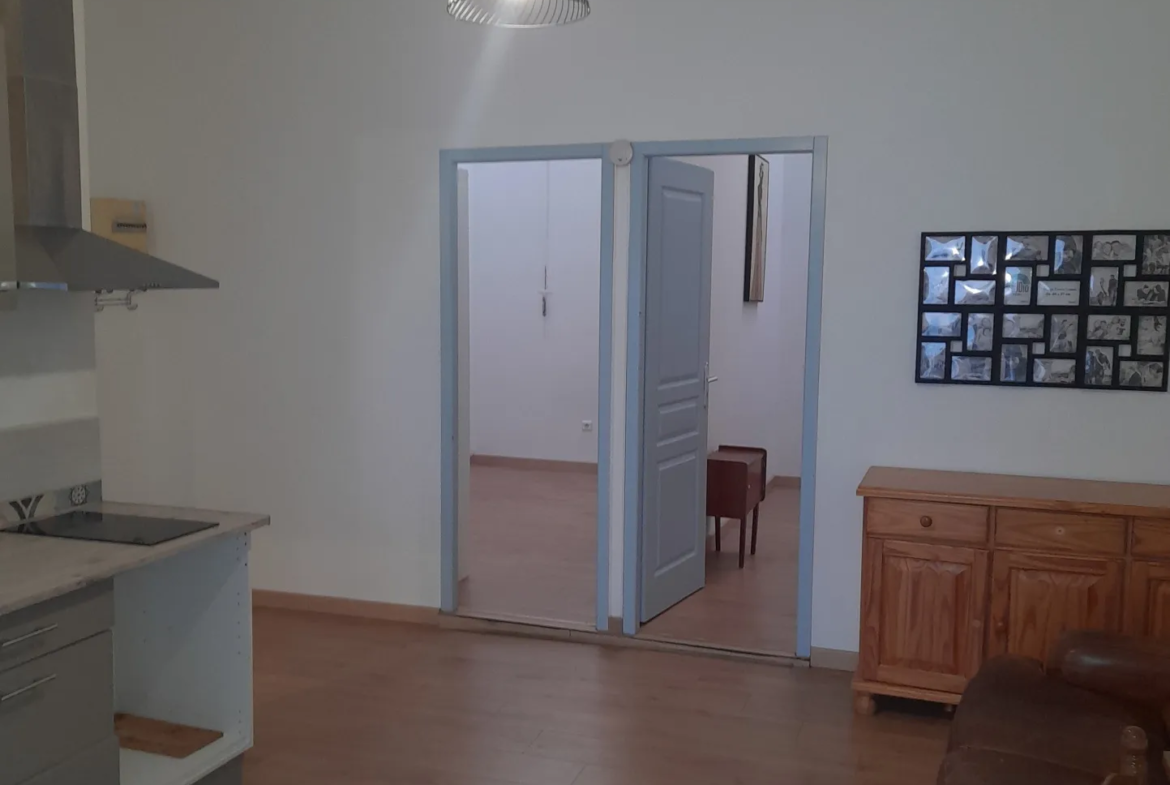 À vendre : Magnifique T3 rénové de 40 m² à Perpignan 