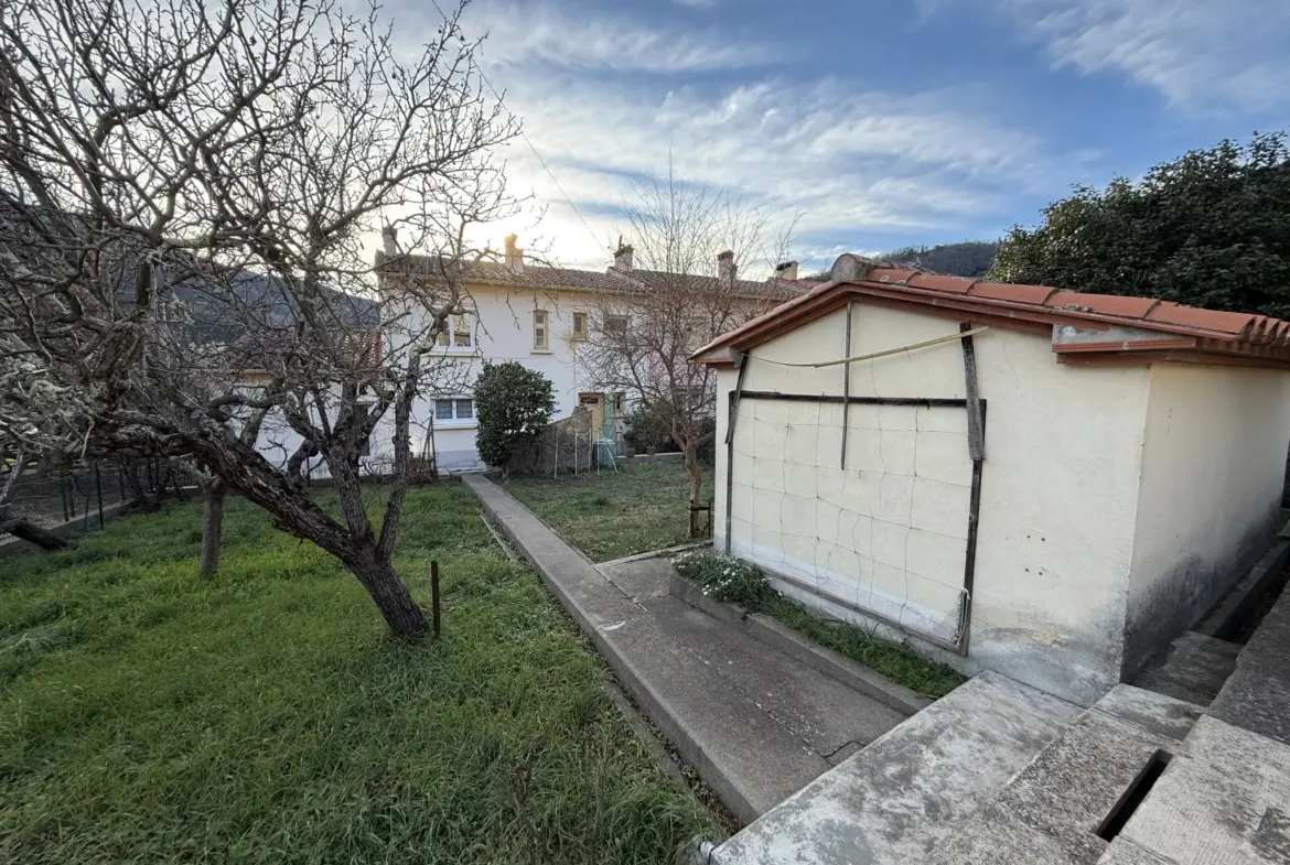 Maison F4 à vendre à Arles sur Tech - Terrasse et Jardin 