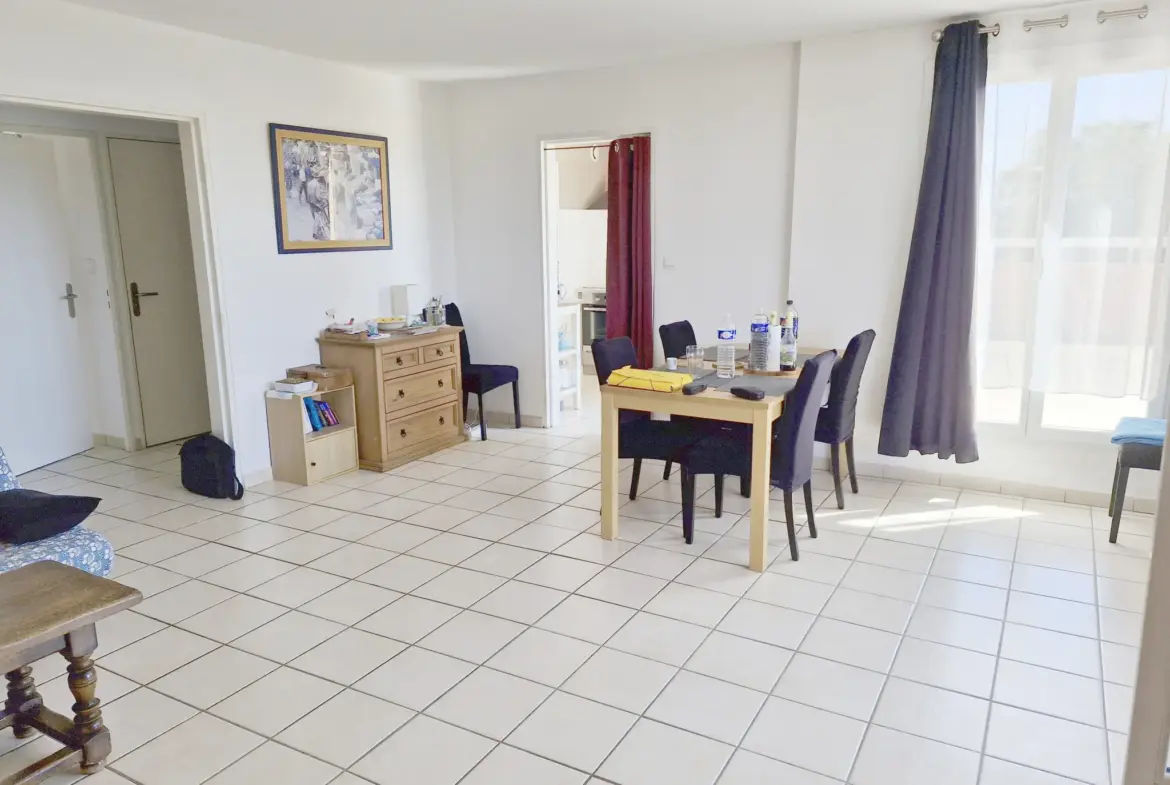 À vendre : Appartement 4 pièces style villa sur le toit à Toulon Est 