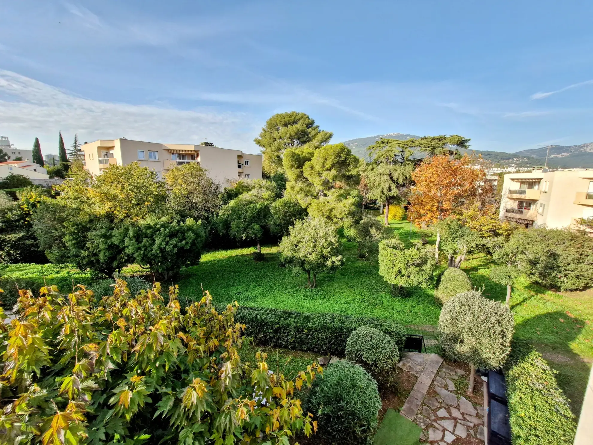 À vendre : Appartement 4 pièces au dernier étage à Toulon - La Serinette 