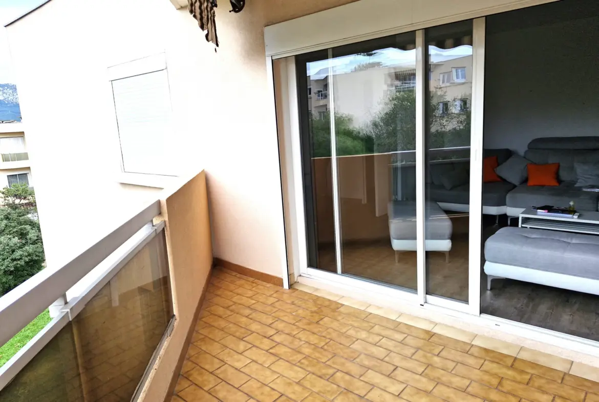 À vendre : Appartement 4 pièces au dernier étage à Toulon - La Serinette 