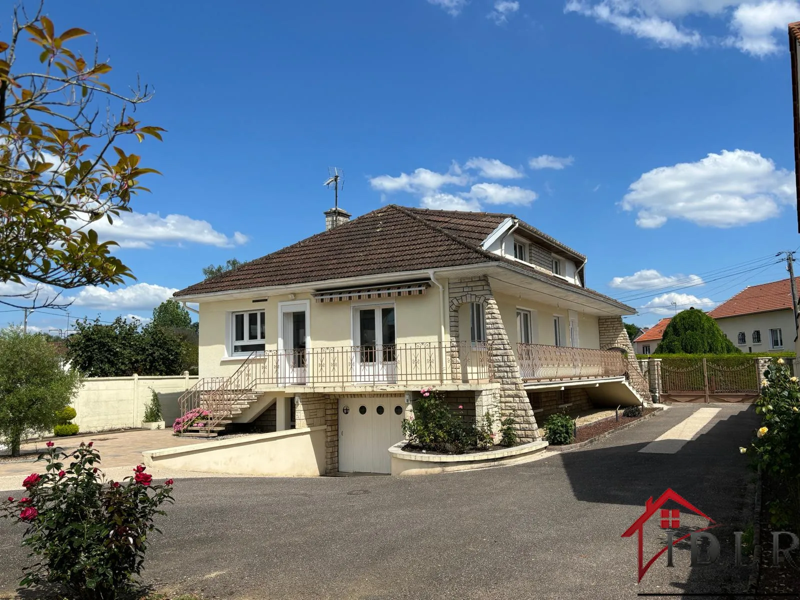 Maison rénovée de 143 m² à 5 minutes de Saint-Dizier 