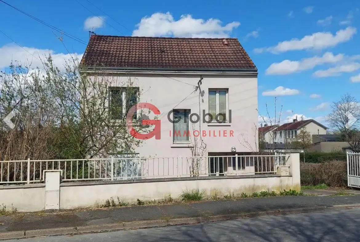 Maison à vendre à Bourges - 3 chambres et bureau 