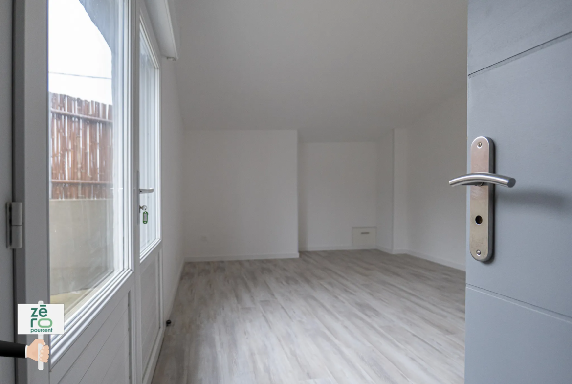 Maison mitoyenne à vendre à La Taillée - 79 m², 2 chambres 