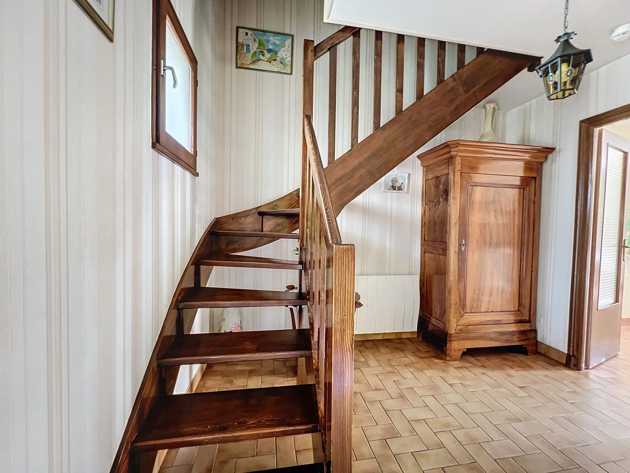 Maison à vendre : 3 chambres avec garage et jardin à Gleizé 