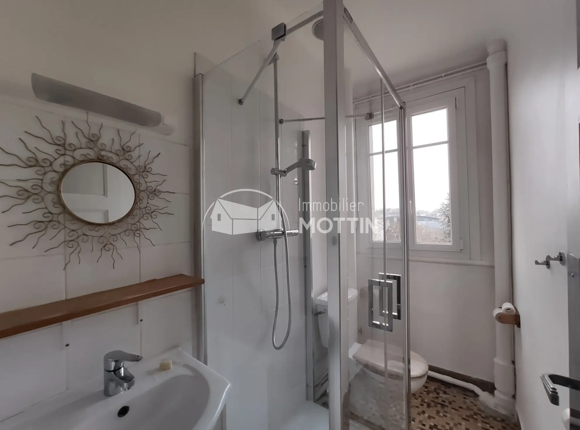 À vendre : Appartement F2 spacieux à Vitry-sur-Seine, proche du RER C 