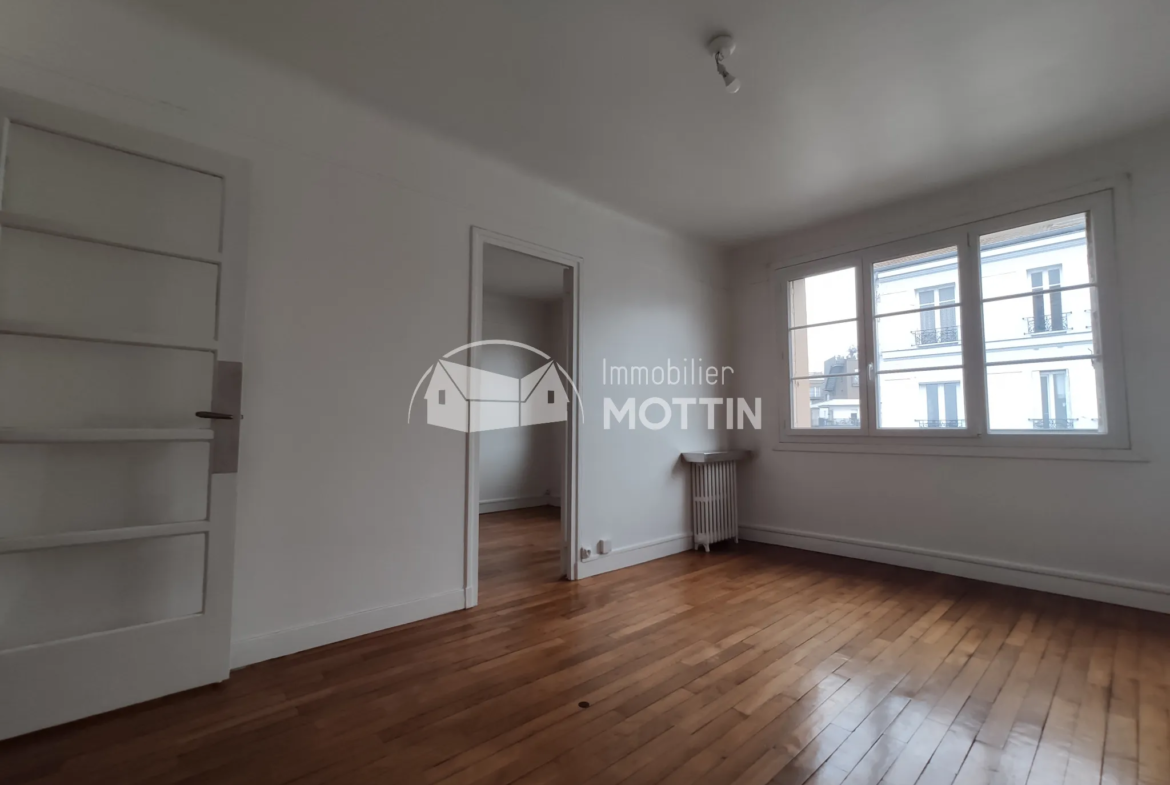 À vendre : Appartement F2 spacieux à Vitry-sur-Seine, proche du RER C 