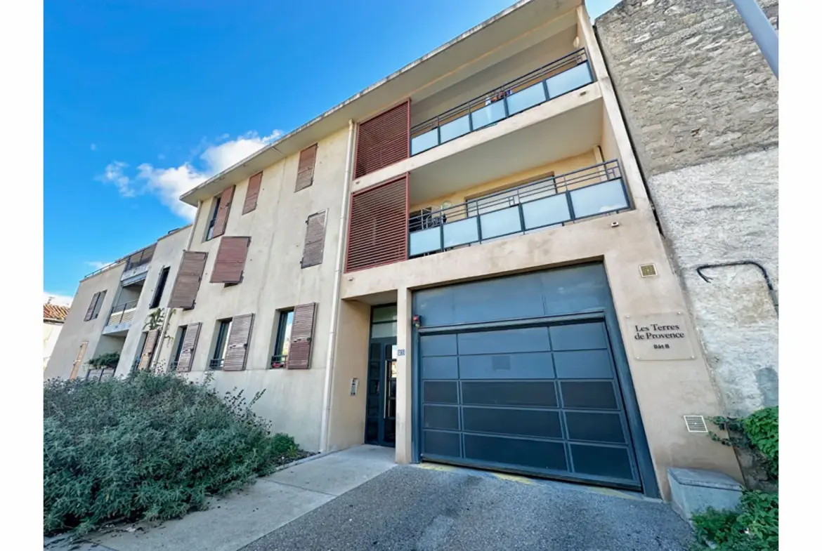 Appartement Type 3 à Trets - Vue sur Sainte-Victoire 