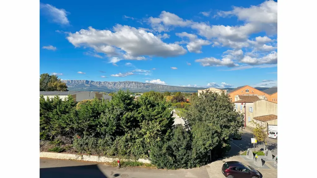 Appartement Type 3 à Trets - Vue sur Sainte-Victoire