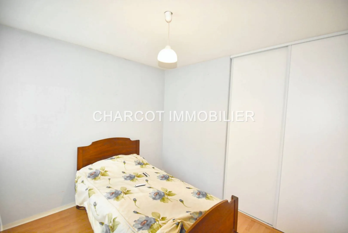 Appartement lumineux T4 de 80,39 m² à Lyon 5ème avec parking 