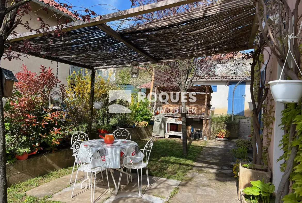 À vendre maison T6 avec jardin à Millau (12) 