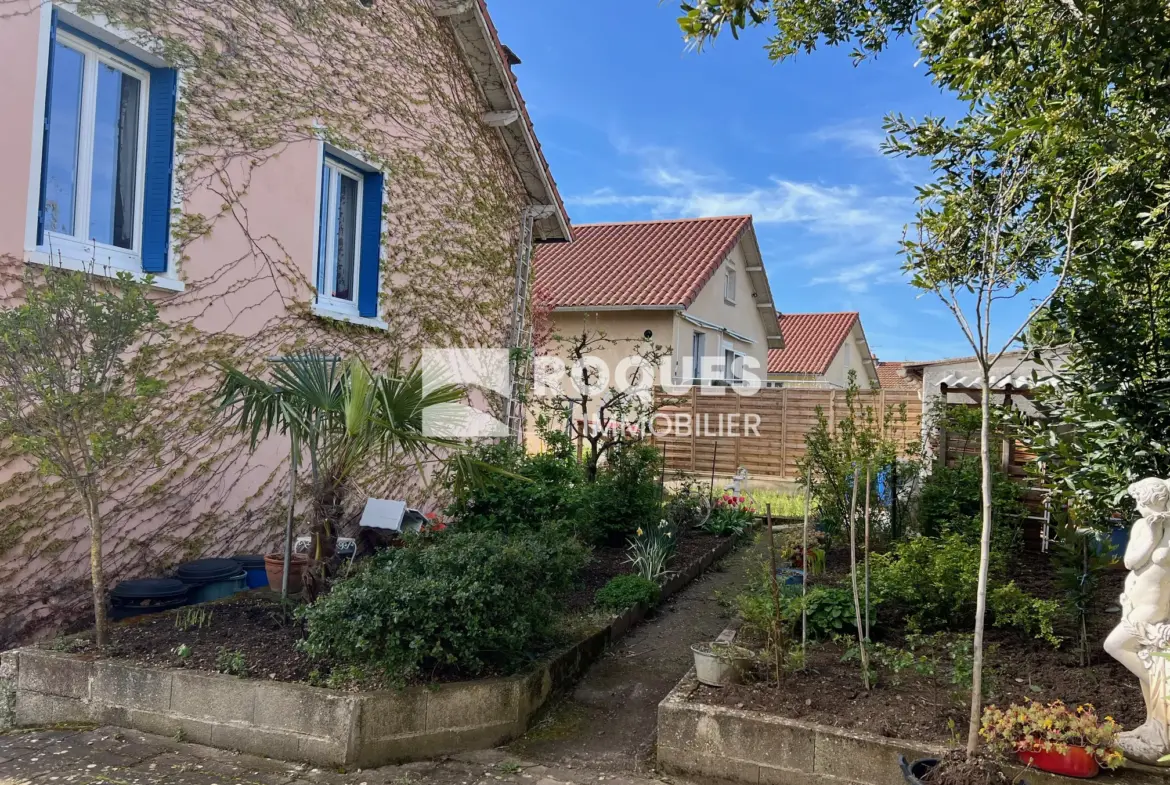 À vendre maison T6 avec jardin à Millau (12) 