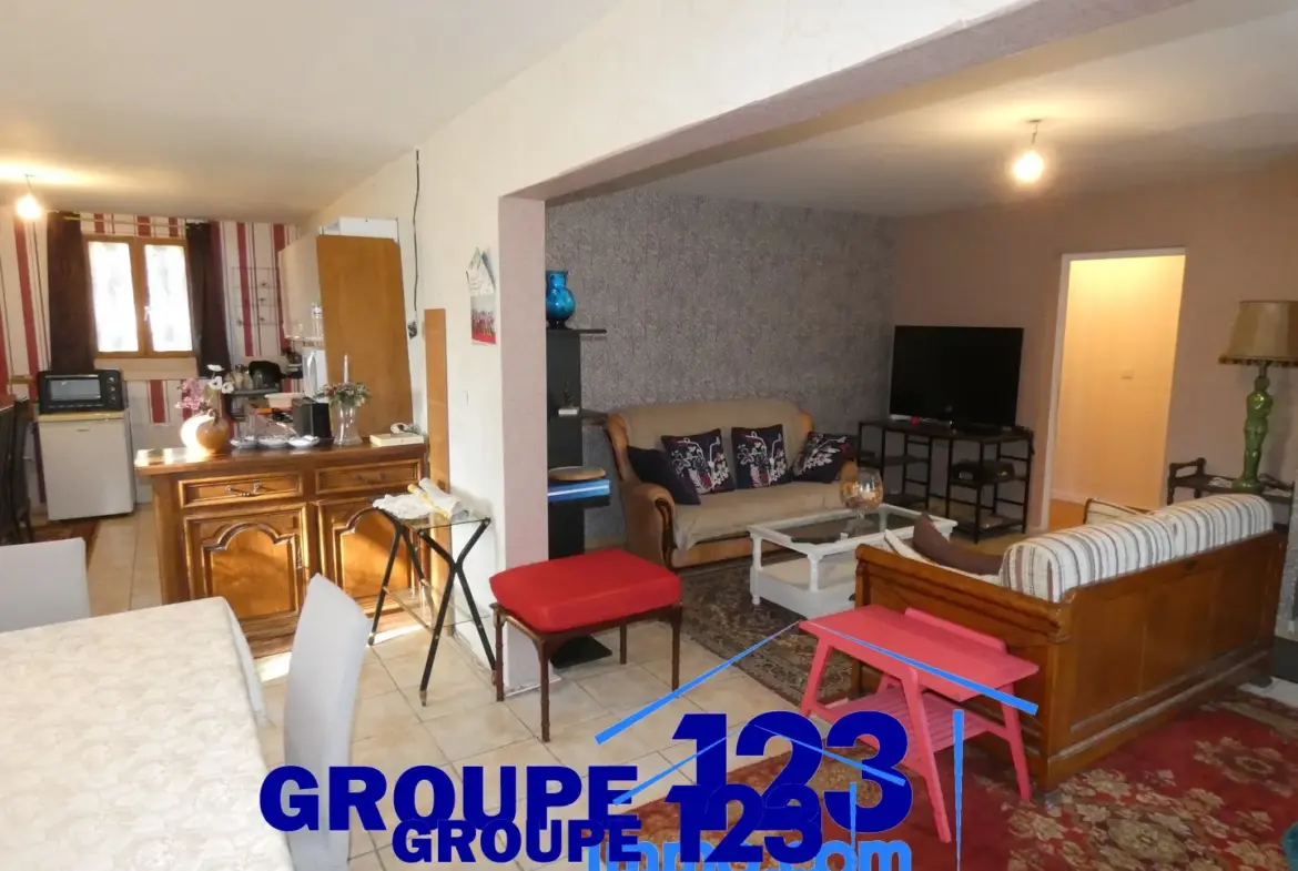 À vendre : Maison 3 chambres à Arces-Dilo, 119000 EUR 