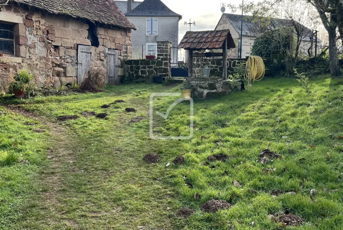 Corps de ferme 6 pièces à Saint Robert, Corrèze 