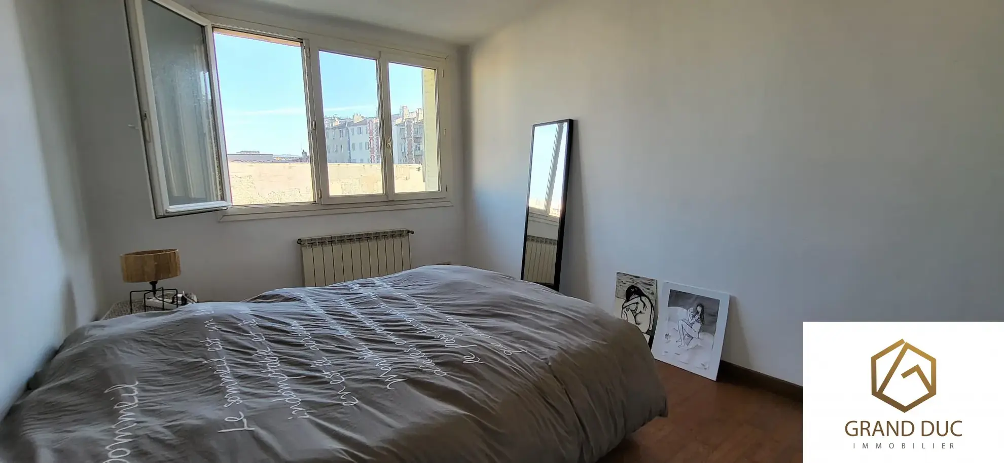 À vendre : Appartement T3 lumineux à Marseille 13002 