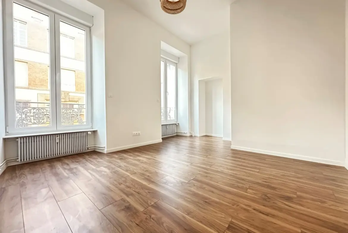 Appartement T5 rénové à Belfort, parfait état 