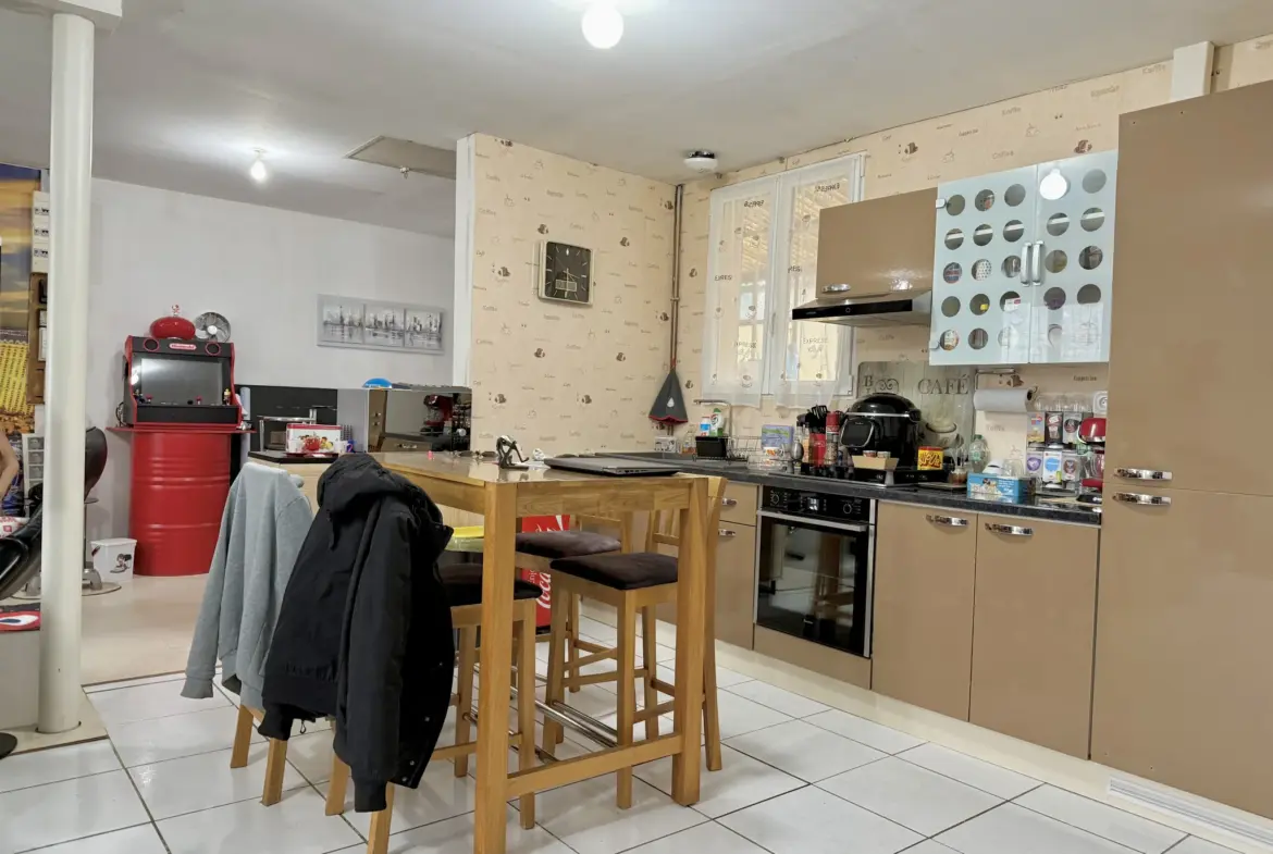 Maison plain-pied de 88,5 m² à vendre à Vierzon, quartier Nord 