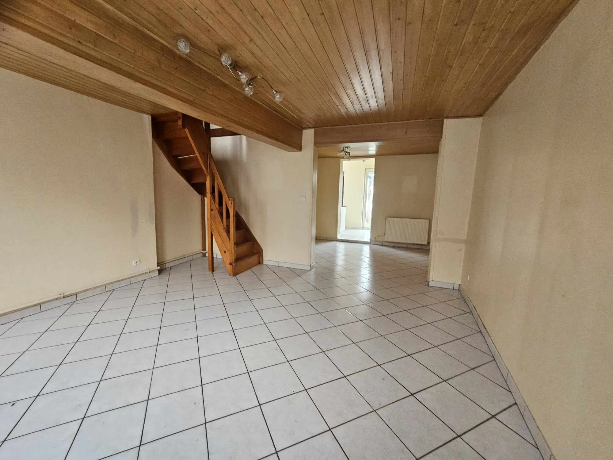 Maison de ville à vendre à Abbeville - 91800 EUR 