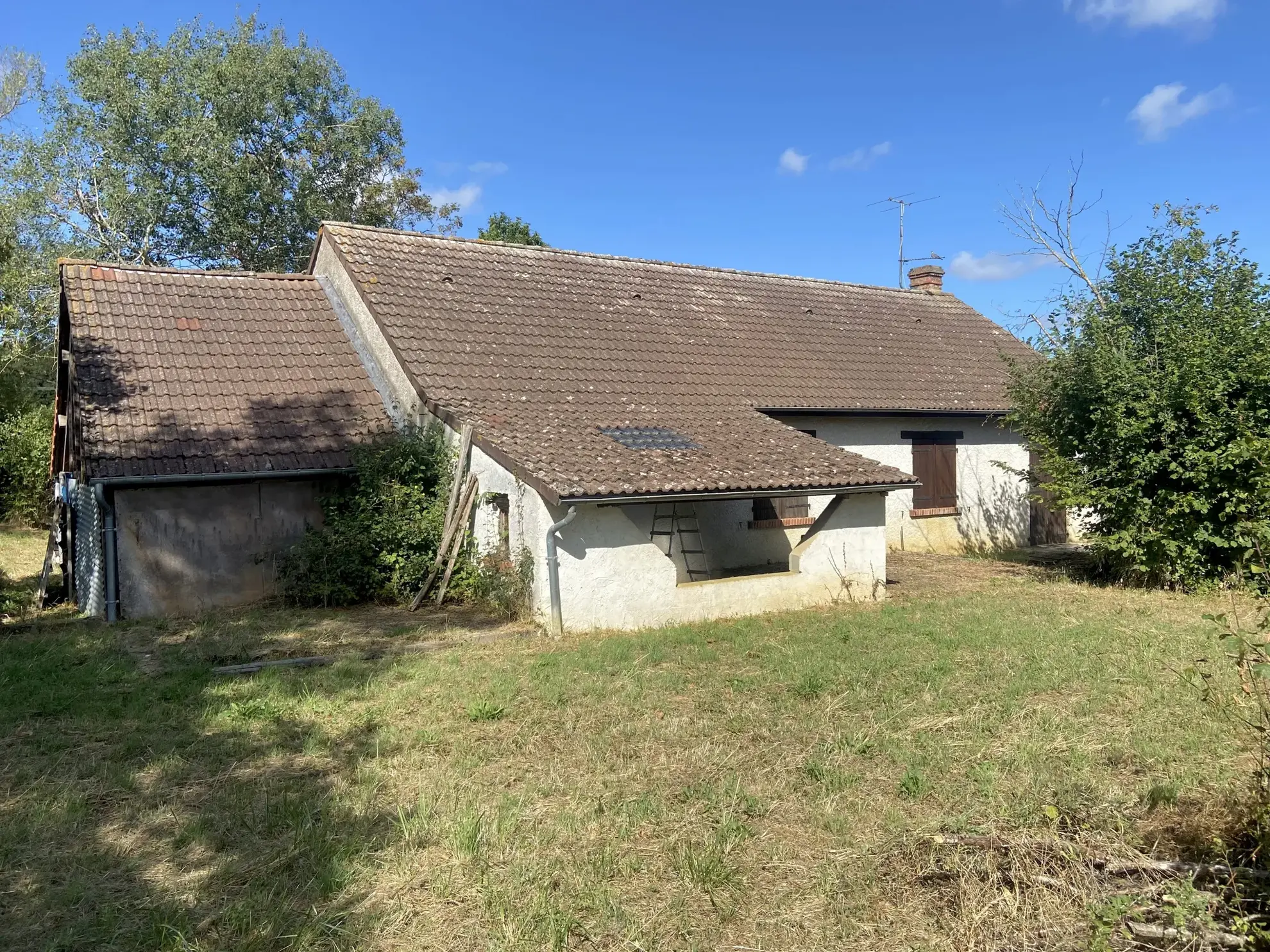 Maison de plain-pied à vendre à Dampierre-en-Gracay 