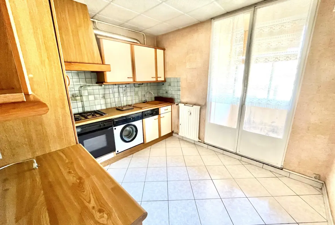 Appartement 3 pièces 67 m² à vendre à Villeurbanne avec garage 