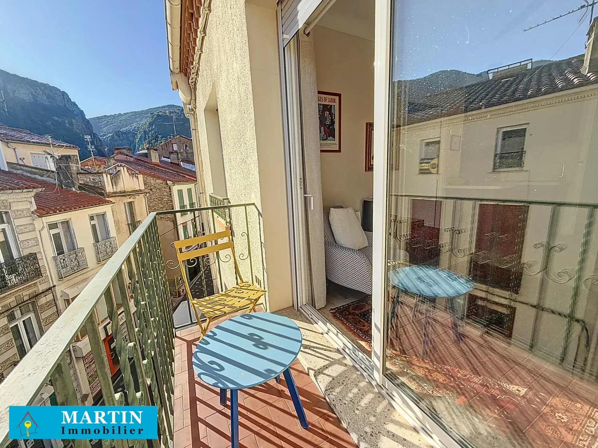 Appartement F2 Traversant avec Balcon à Amélie-les-Bains 