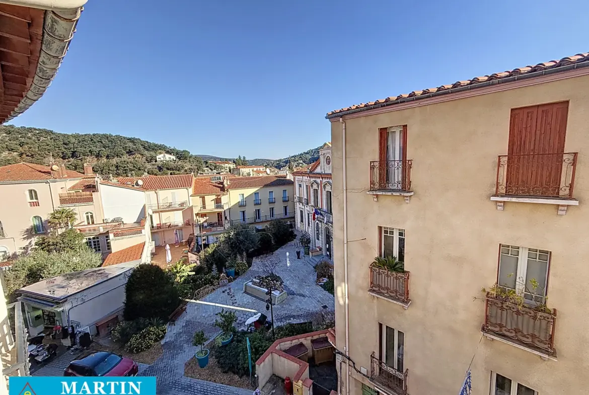 Appartement F2 Traversant avec Balcon à Amélie-les-Bains 