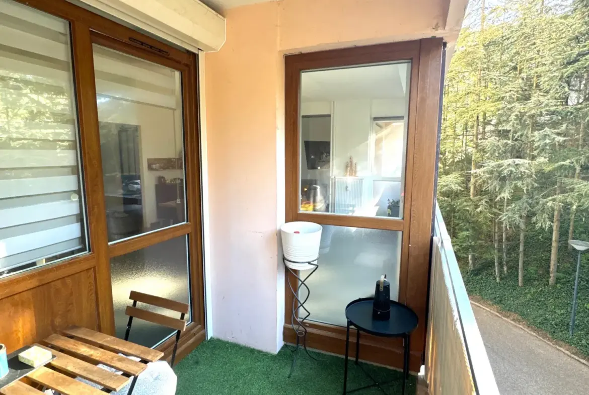 Appartement T5 99,55 m² à vendre à Saint-Étienne 