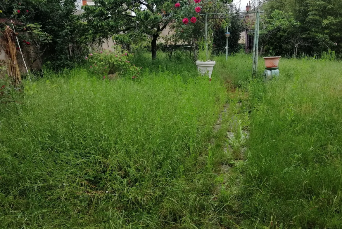 Maison spacieuse 5 chambres à Nevers avec jardin et garage 